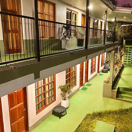 פוארטו איגואסו Tupa Hotel Iguazu מראה חיצוני תמונה