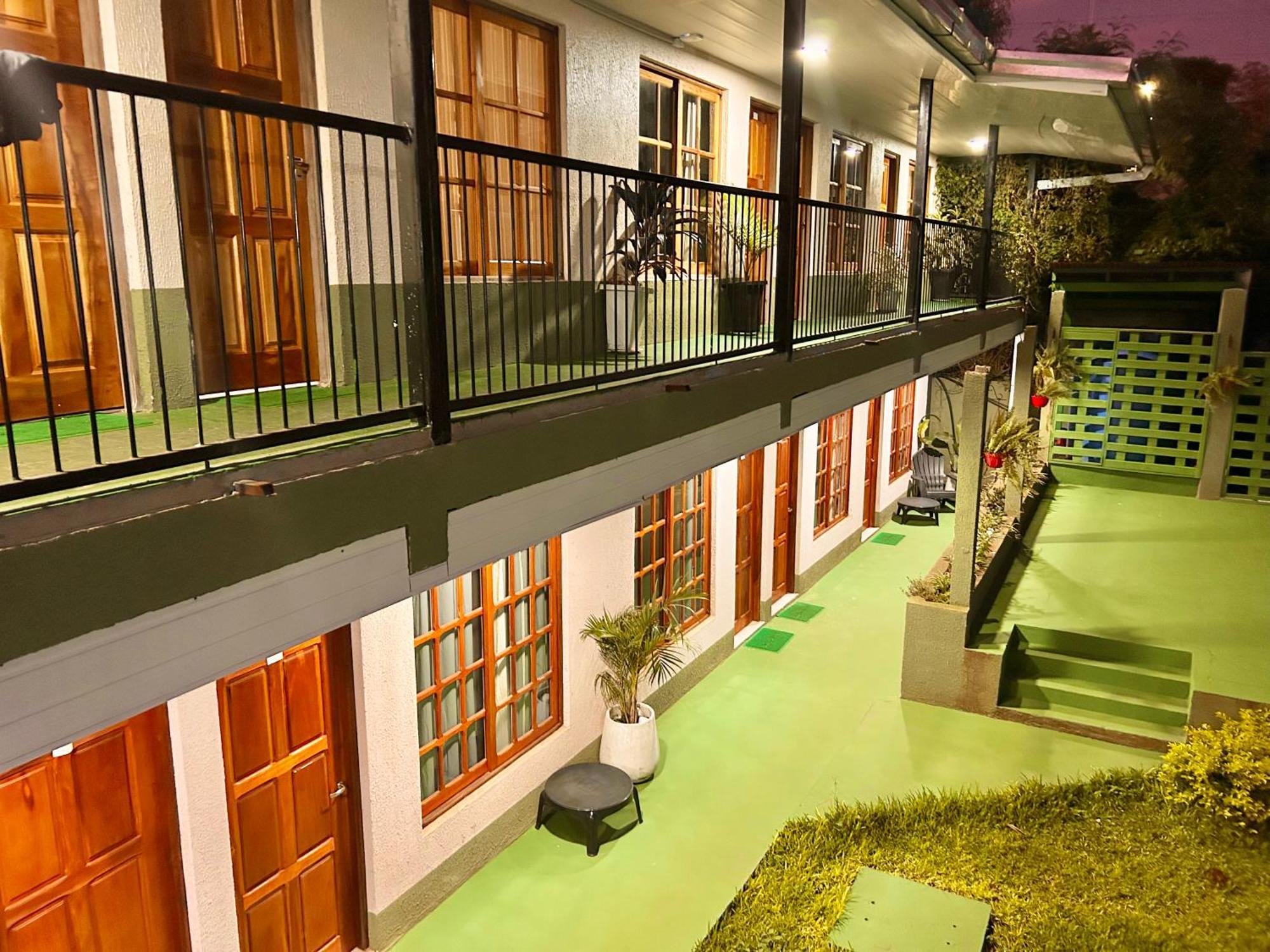 פוארטו איגואסו Tupa Hotel Iguazu מראה חיצוני תמונה